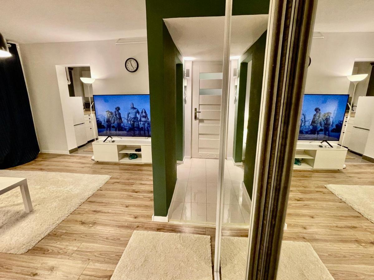 Metro Fast Wifi Tv'70 Netflix Hbo Appletv Apartament *