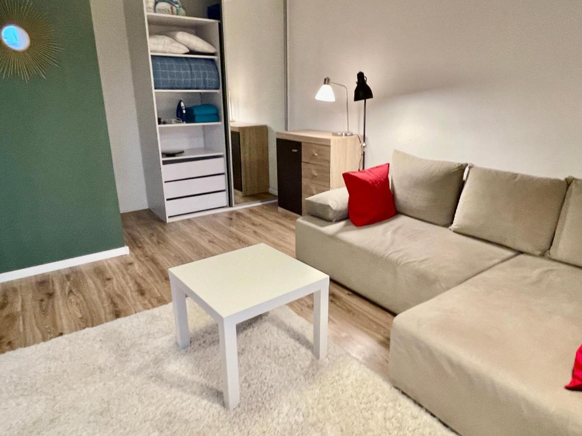 Appartement Metro Fast Wifi Tv'70 Netflix Hbo Appletv Warschau