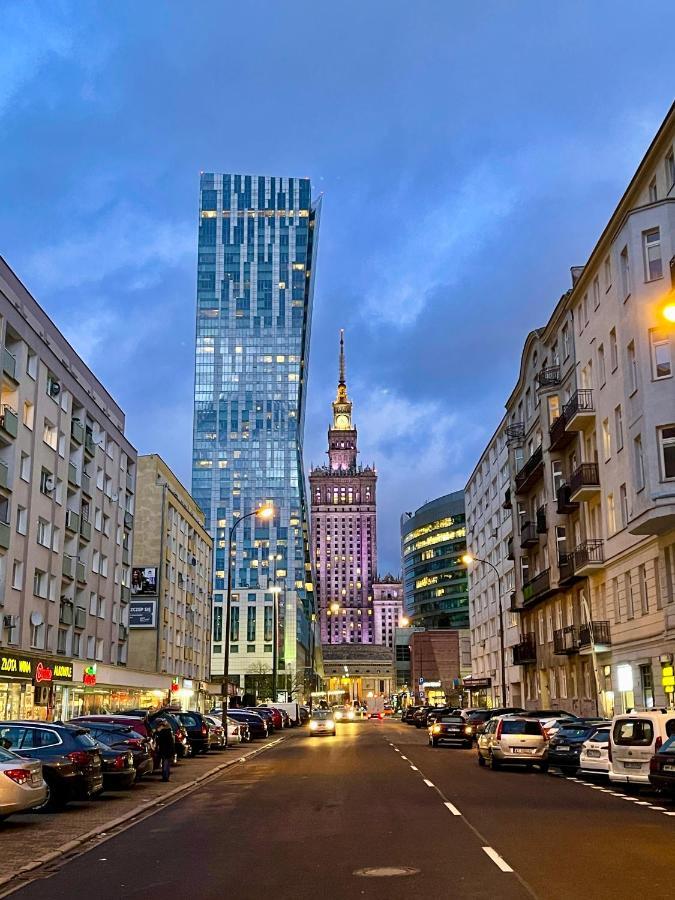 Butas Metro Fast Wifi Tv'70 Netflix Hbo Appletv Warsaw